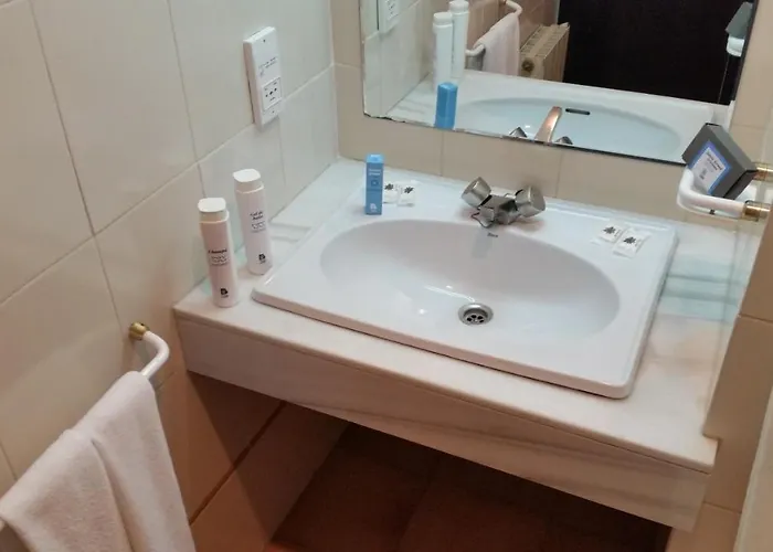 Banos De Ledesma Salamanca